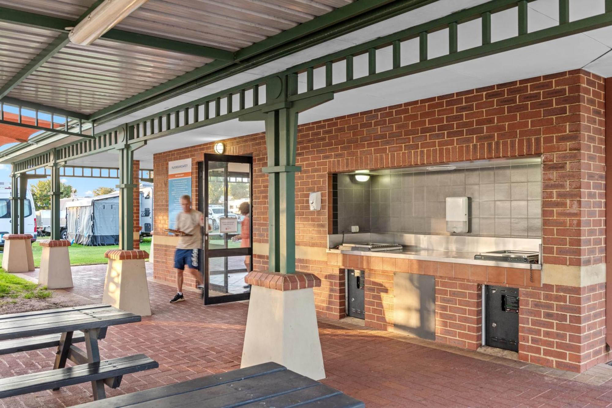 Discovery Parks - Perth Airport Exterior photo